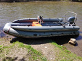 Абакан 480 с водомётным Yamaha 70, вид сбоку